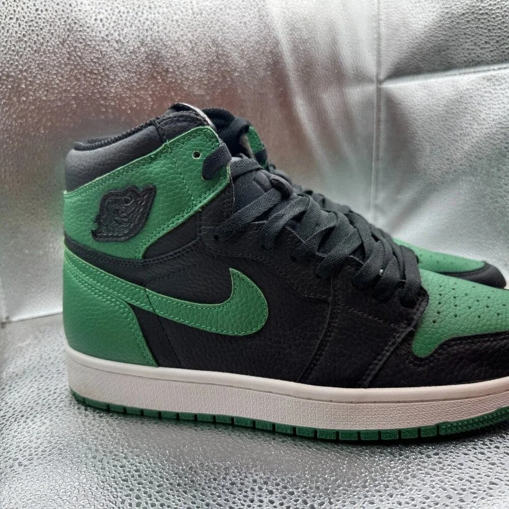Size 10 Air Jordan 1 Retro OG High Pine Green 2.0 Mens Sneaker Shoe 555088-030